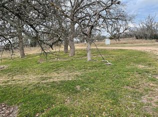 698 Mosel Rd, Harper, TX 78631