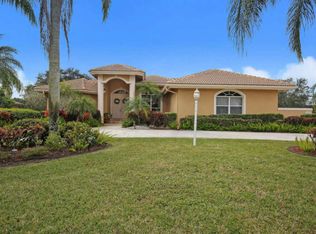 8698 Sawpine Rd, Delray Beach, FL 33446