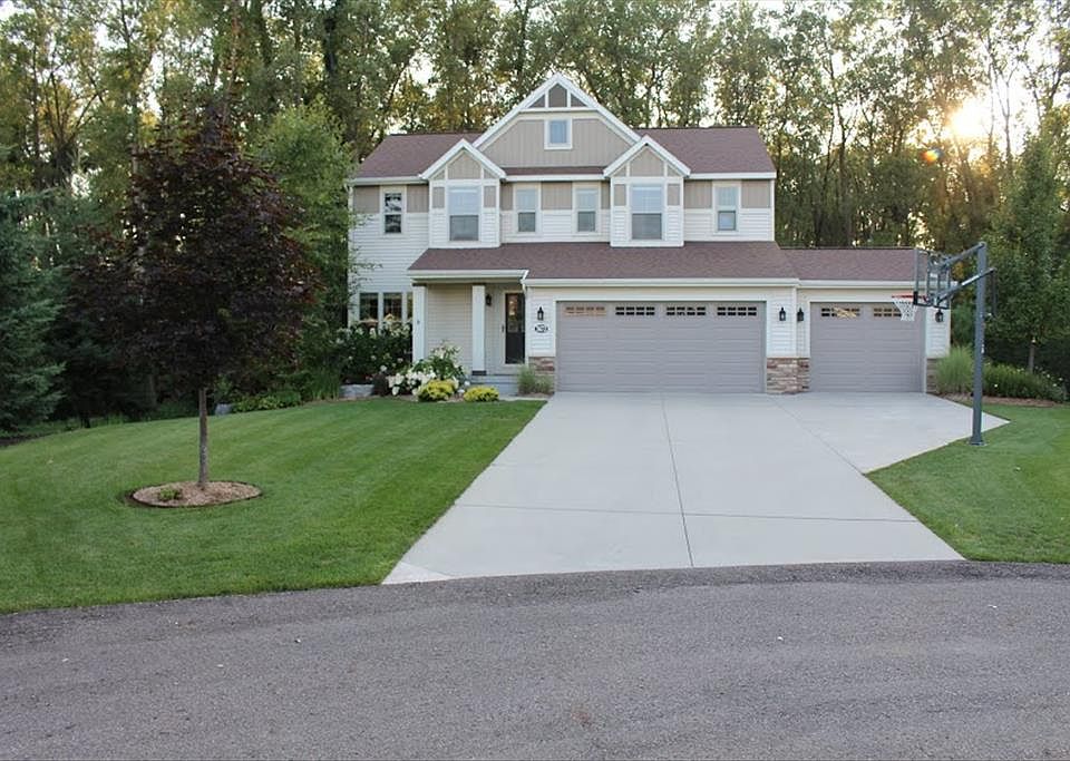 1st image of 3672 Little Hampton Ct NE