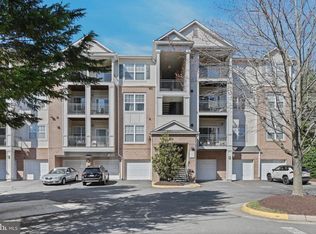 12120 Garden Ridge Ln UNIT 102, Fairfax, VA 22030