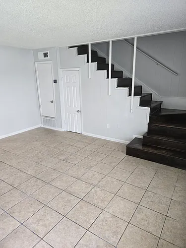 Floor plan B4