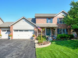 1216 Country Dr, Shorewood, IL