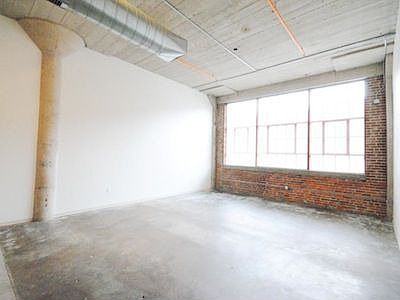 5th image of 1818 Washington Ave APT 221