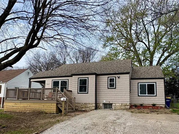 5112 Maple St, Mission, KS 66202