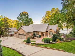 282 Fairway Ln, Sanford, NC 27332