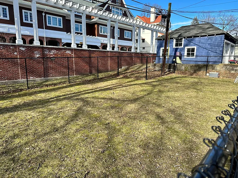 29 Wetmore Ave #A — Photo 9