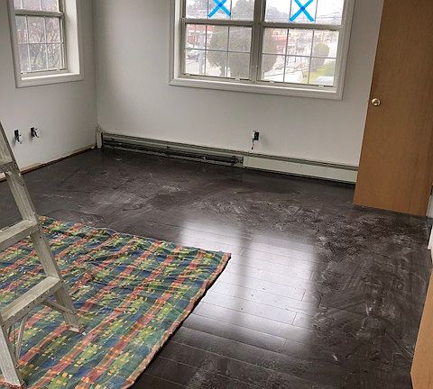4th image of 209 Urban Ave
