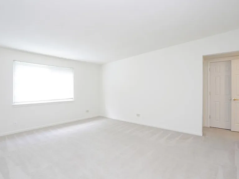 1013 Francis Dr — Photo 14