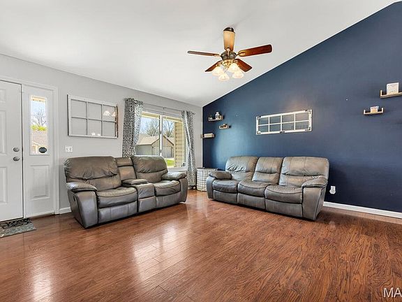 5th image of 420 Glen Forest Dr