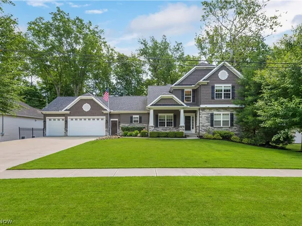 1045 N Quarry Rd, Amherst, OH 44001