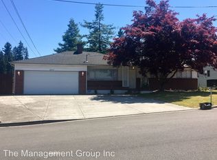 8715 NE 27th Ave, Vancouver, WA 98665
