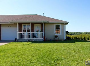 1111 Columbine Dr, Holton, KS 66436