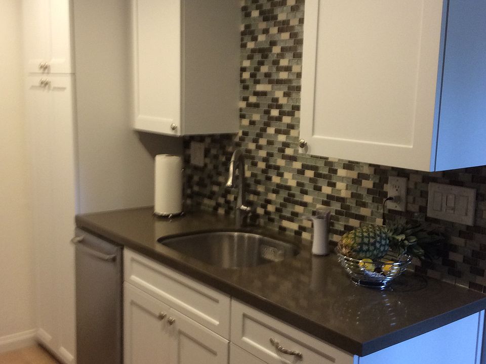 1st image of 6000 Bixby Village Dr APT 5