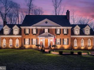 1000 Beverly Ln, Newtown Square, PA 19073