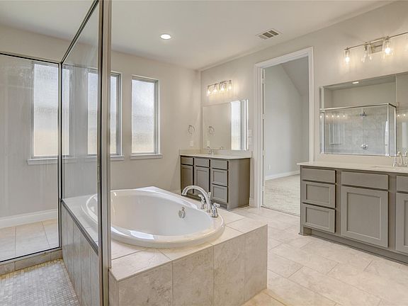 5th image of 6907 Pondhawk Dr