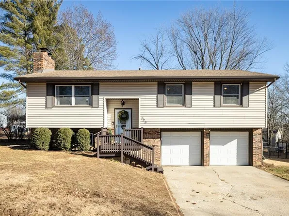 626 Jill Ann Dr, Knob Noster, MO 65336