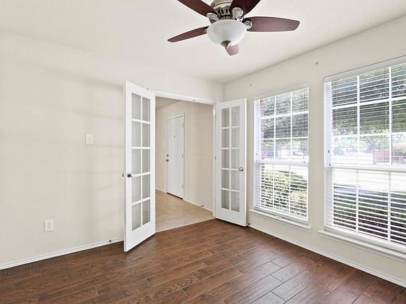 4th image of 4182 Nobleman Dr
