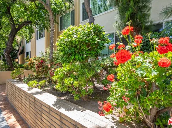 165 N Swall Dr, Beverly Hills, CA