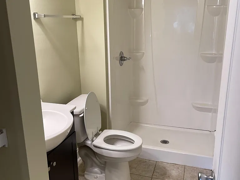180 Rowse Dr #1 — Photo 7
