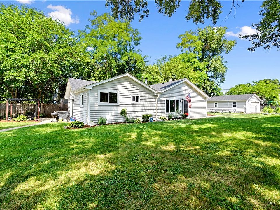 1st image of 7604 E Sunset Dr