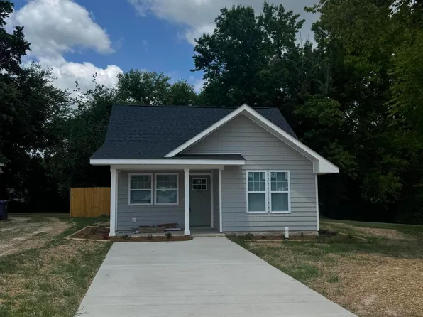 720 Pennsylvania Ave, Rocky Mount, NC 27801