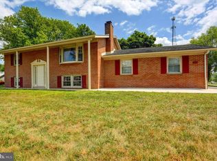 9002 Williamsport Pike, Falling Waters, WV 25419