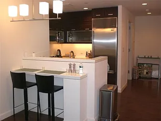 Rented by R New York