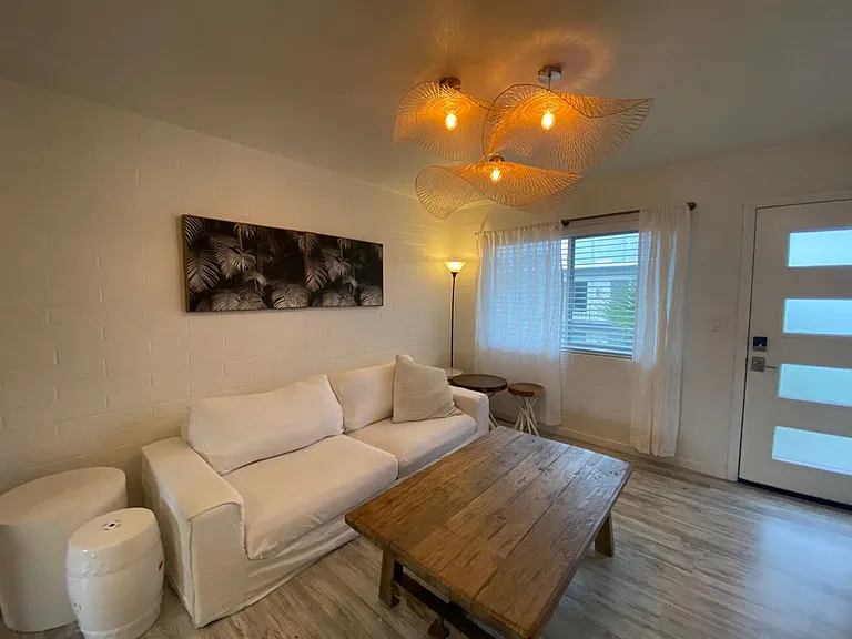 1 and 2 Bedrooms Great Location with Community Pool and Onsite Laundry! 1/2 of Mile from U of A — Photo 66