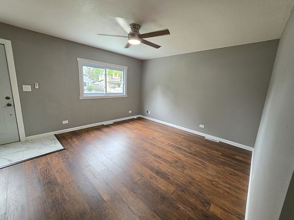 5th image of 1408 Barberry Ln
