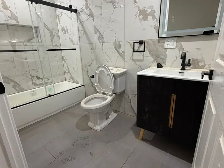427-429 Martin Luther King Dr #3 — Photo 2