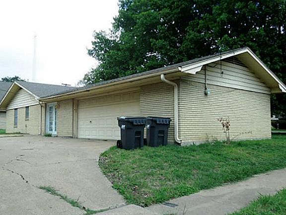 2nd image of 410 S 15th St