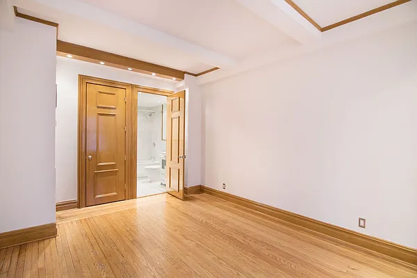 Rented by WAM Partners - William Moses Co. | media 22