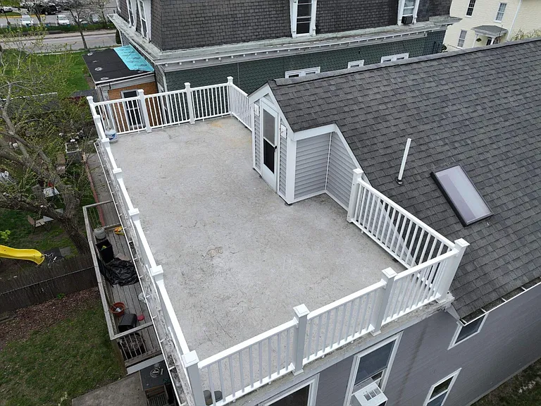 114 Ring St #2 — Photo 12