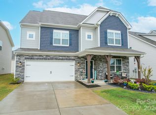 1122 Narrowmouth Ct, Lancaster, SC 29720