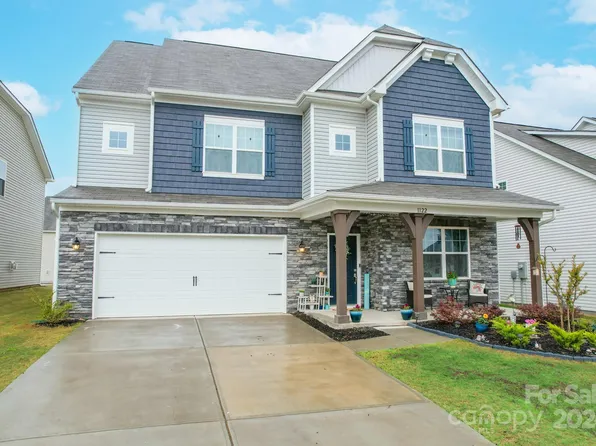 1122 Narrowmouth Ct, Lancaster, SC 29720