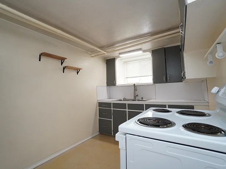 2506 W Woodlawn Ave #4 — Photo 18