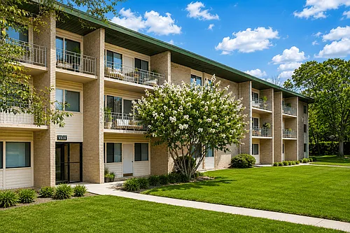 Seven Springs Apartments Photo 1 Seven Springs Apartments Photo 1