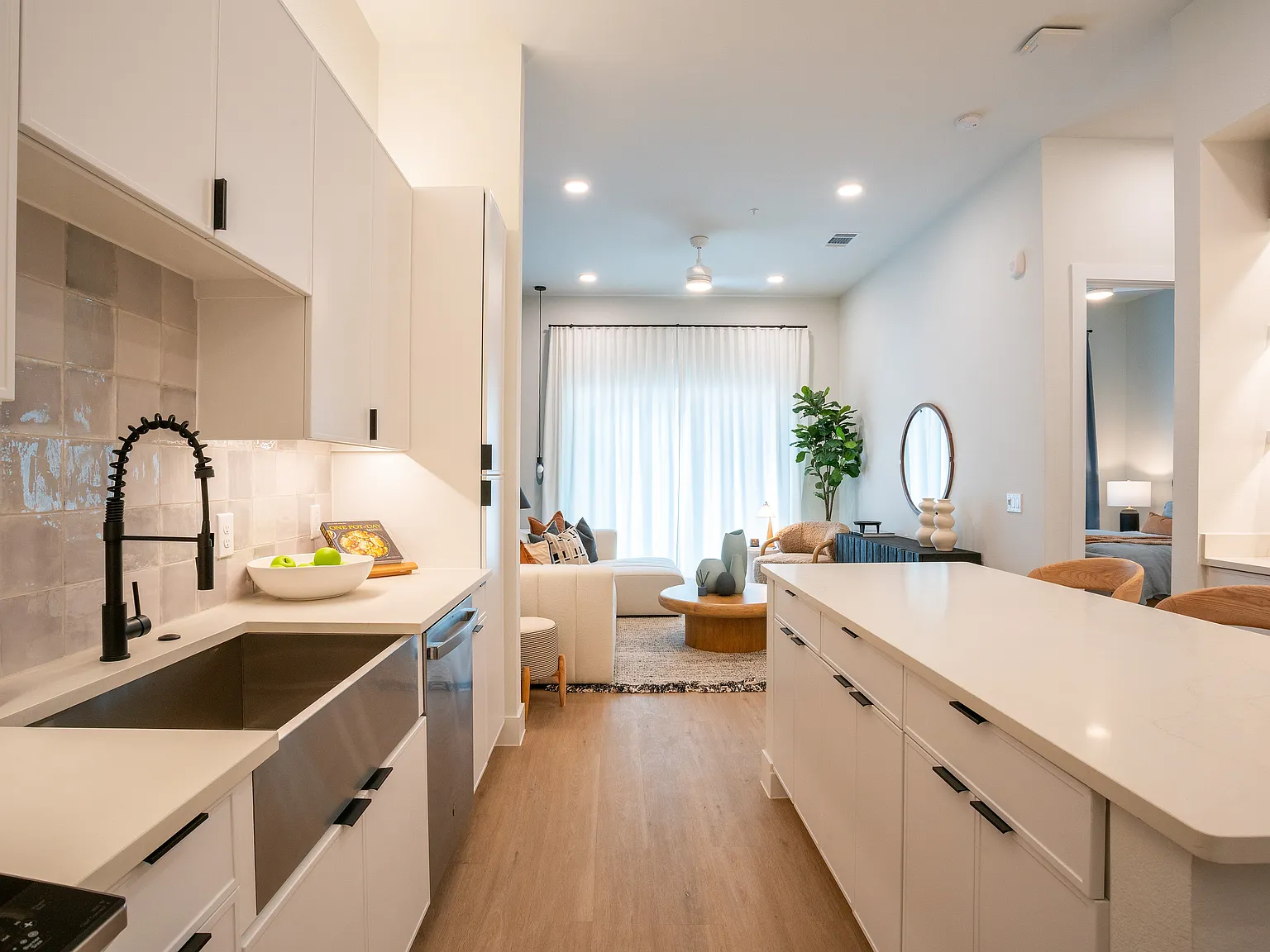 Lantower Midtown — Photo 2