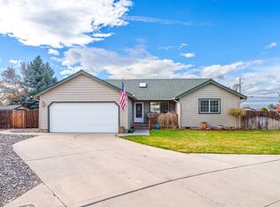 946 NW Negus Ln, Redmond, OR 97756