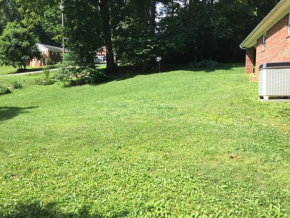 5th image of 107 Rockwood Dr