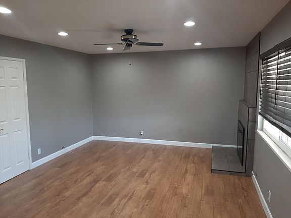 4th image of 62 Cronin Dr