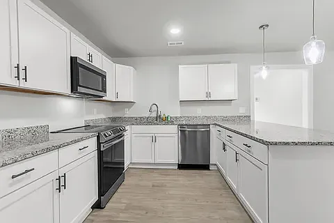109 Camellia Rd — Photo 15