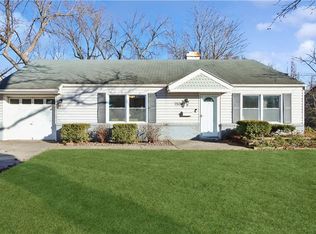 7521 High Dr, Prairie Village, KS 66208