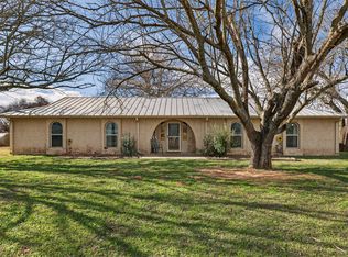 4506 Old Marlin Rd, Waco, TX 76705
