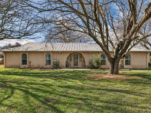 4506 Old Marlin Rd, Waco, TX 76705