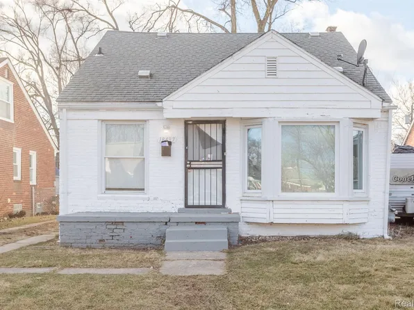18437 Gilchrist St, Detroit, MI 48235