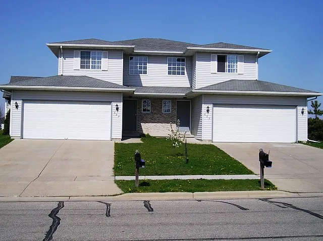 Floor plan 629 Shah Avenue