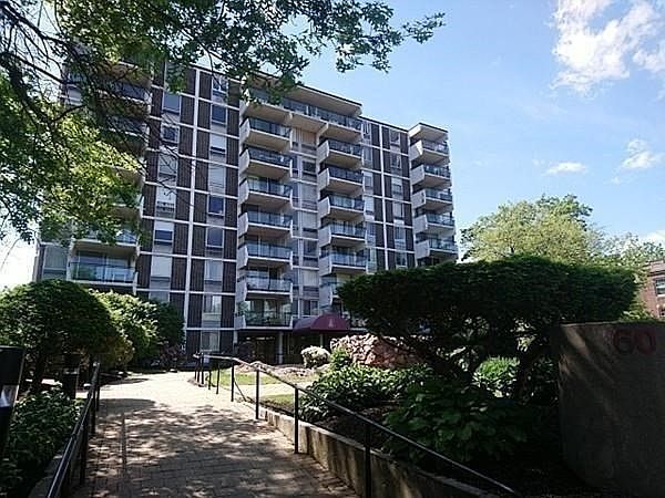 2nd image of 60 Babcock St APT 31