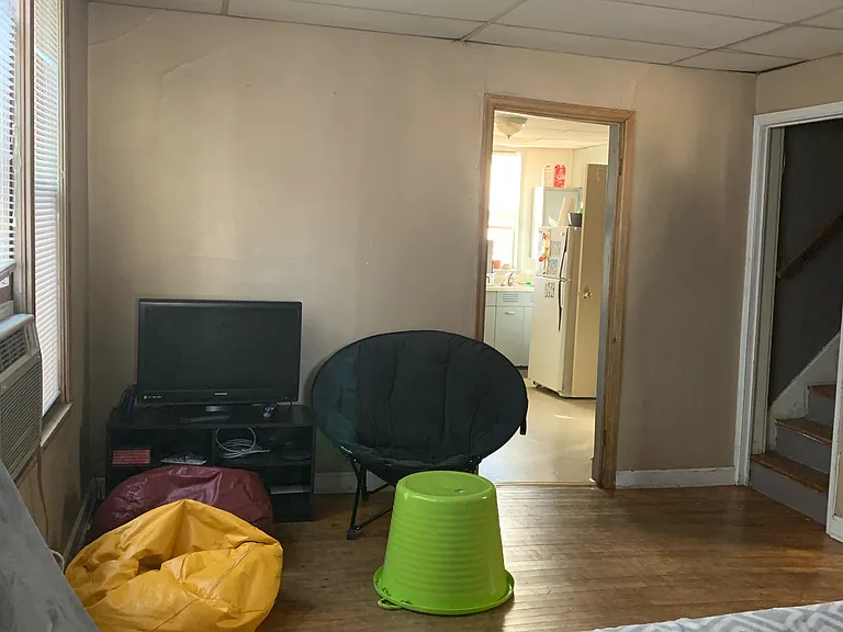 644 Ontario St SE — Photo 5