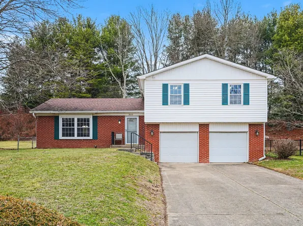 3032 Allens Fork Dr, Burlington, KY 41005